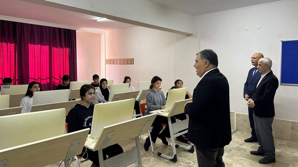 İlçe Milli Eğitim Müdürümüz Murat Çevik Okulumuzu Ziyaret Ettiler
