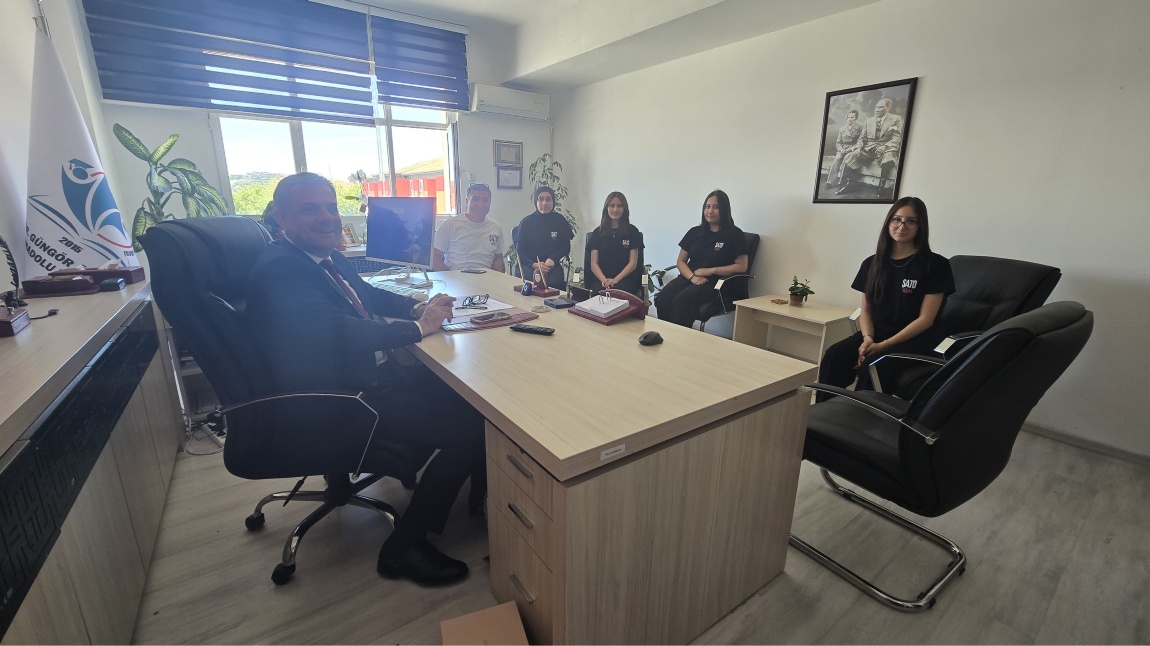 Dr. Güngör Özbek Anadolu Lisesi’ne Ziyaret ve TÜBİTAK Proje Açılışı